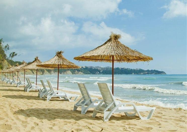 Аппартамент Pines Beach Resort Byala  Exterior foto