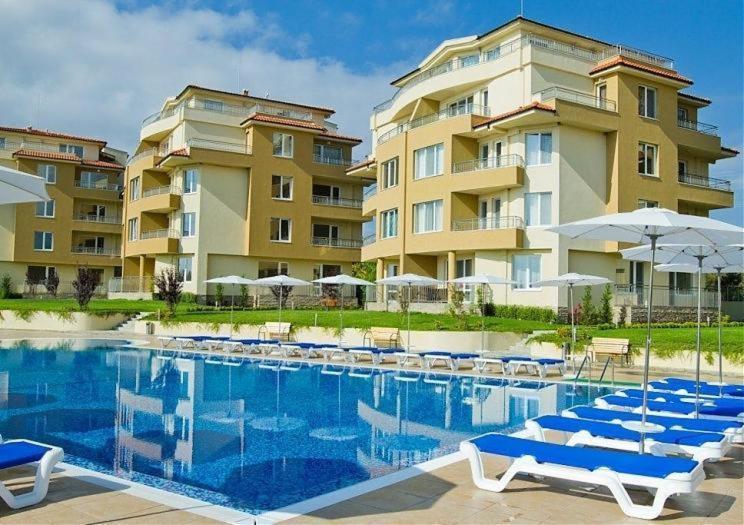 Аппартамент Pines Beach Resort Byala  Exterior foto